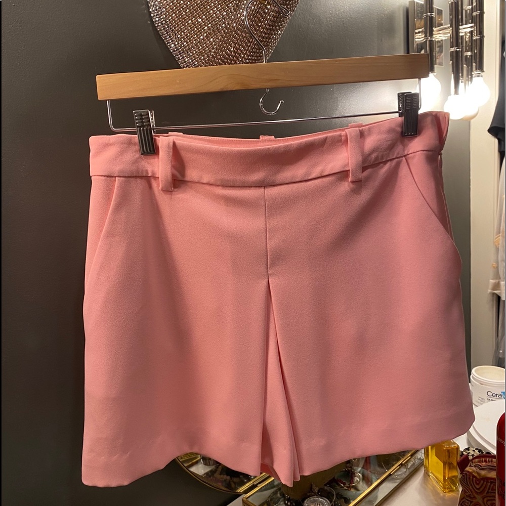 Trina turksize 6 pleated skort